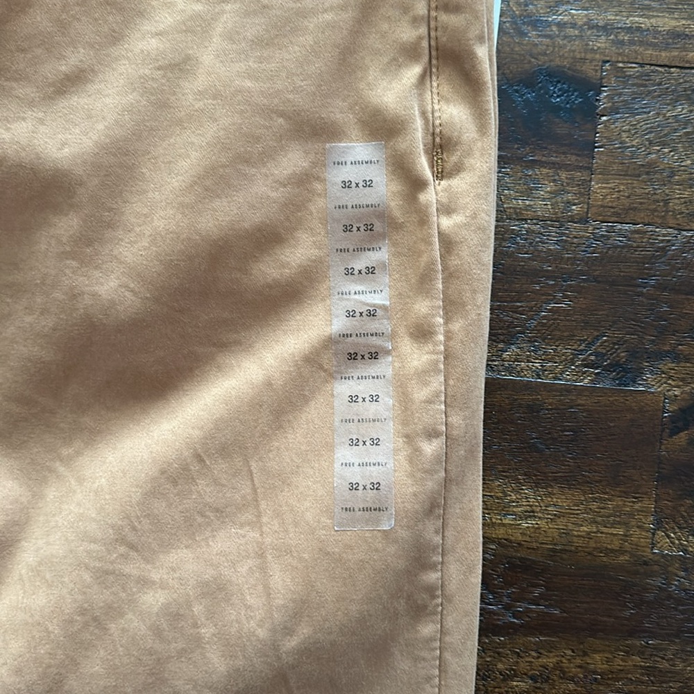 Free Assembly Men's Mid Rise Modern Straight Compact Twill Jeans - Picture 11 of 14
